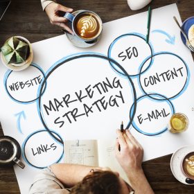 Trường nào xét học bạ ngành Quản trị Marketing và Chiến lược?